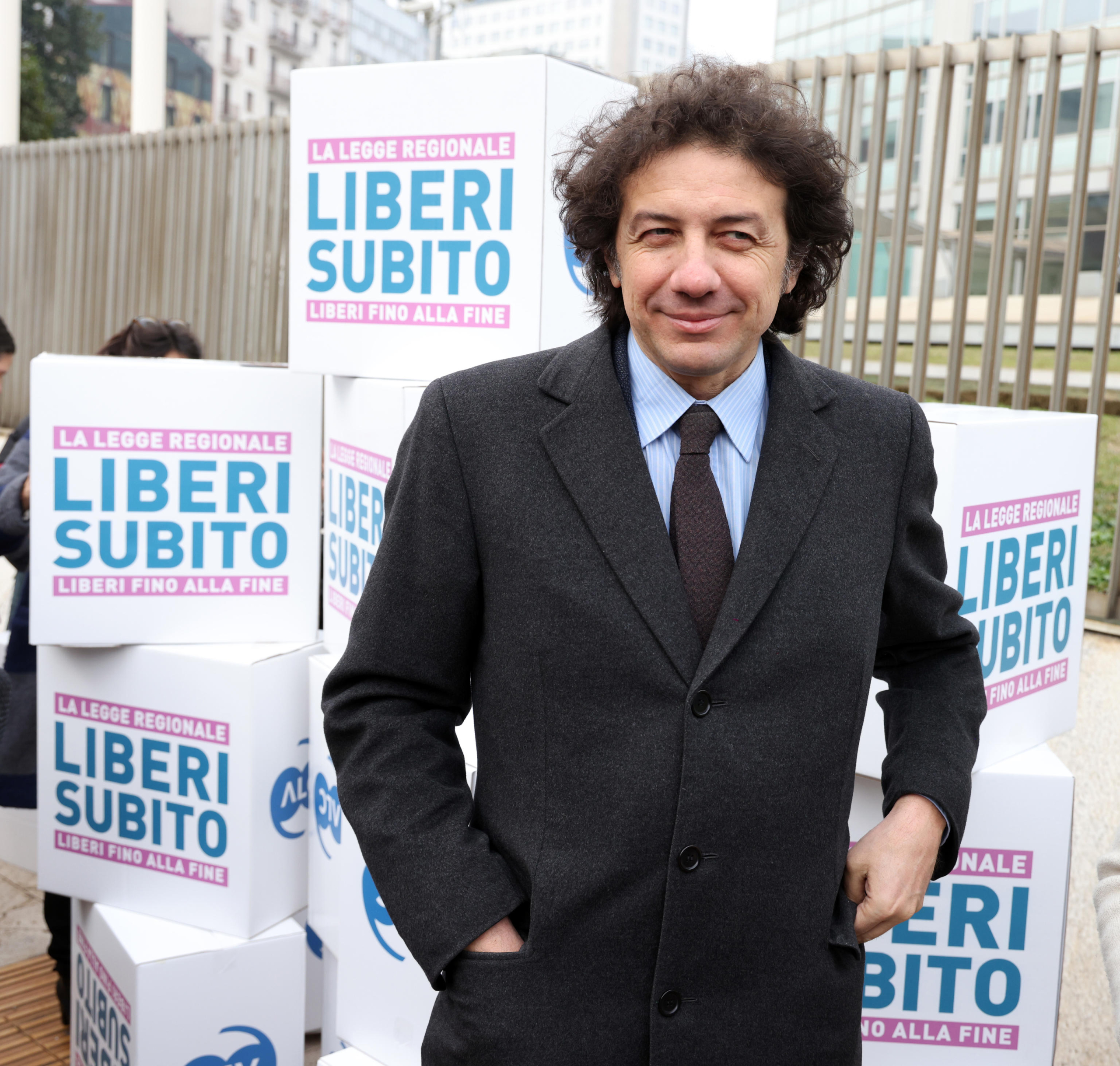 Il tesoriere dell'associazione Luca Coscioni, Marco Cappato, davanti al Consiglio regionale della Lombardia, Milano, 15 Gennaio 2024. Foto: ANSA/MATTEO BAZZI