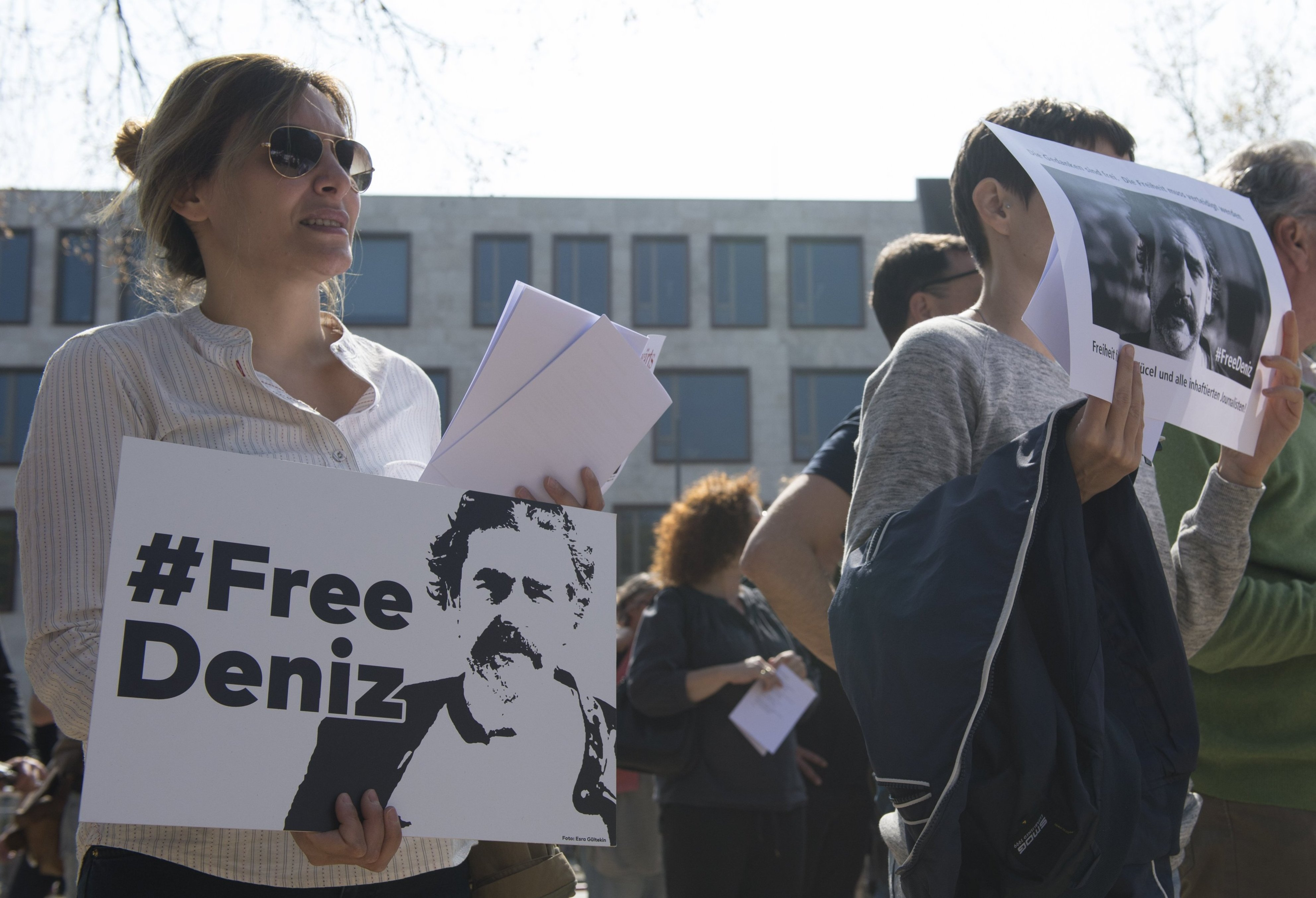 'Turkey #free Deniz' can be seen on a placard in front of the Turkish Embassy during a rally by a group from the SPD for press freedom in Turkey and the release of Deniz Y'cel in Berlin, Germany, 09 April 2017. Photo by: Paul Zinken/picture-alliance/dpa/AP Images