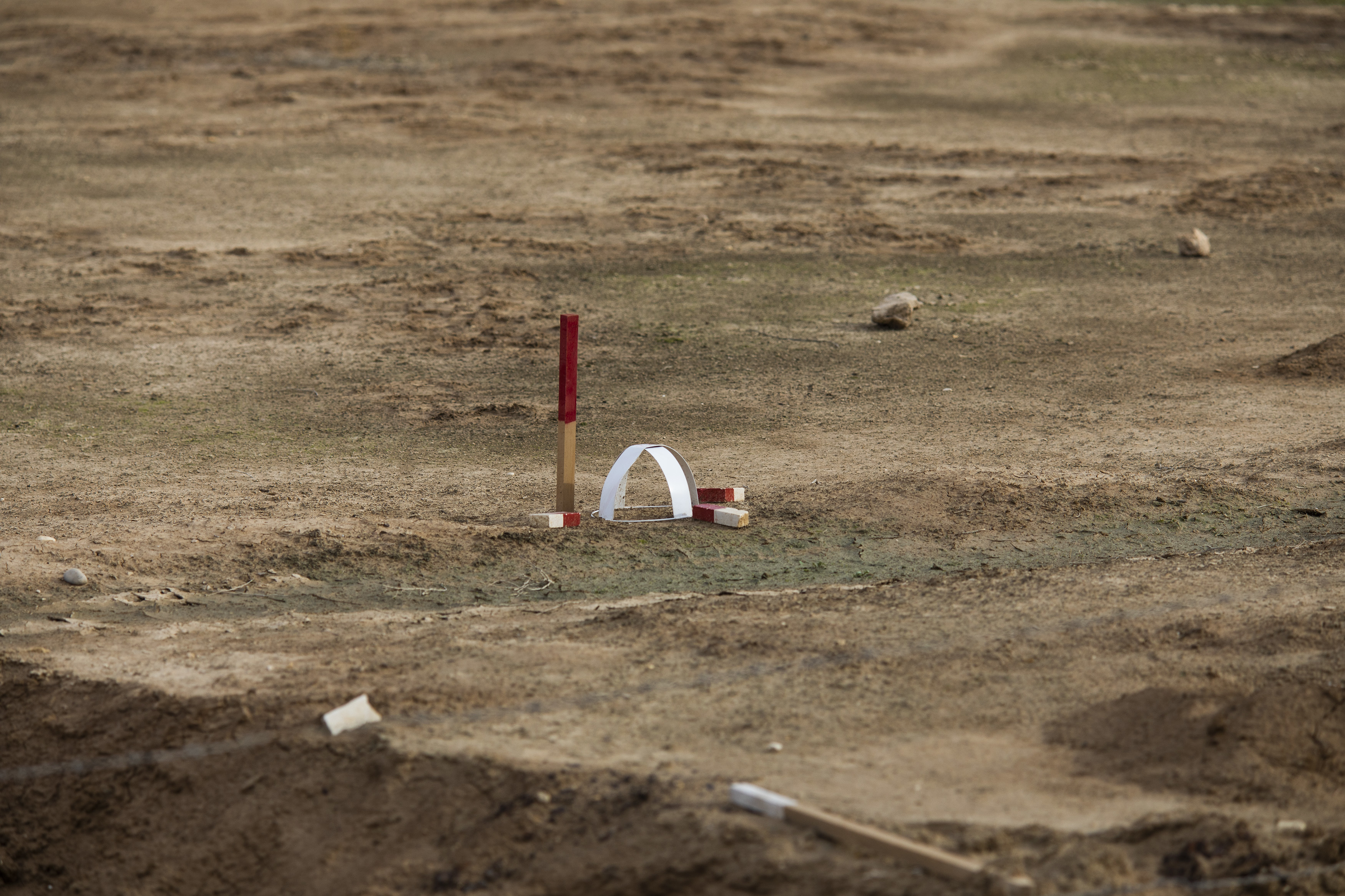 09 December 2018, Palestine. Autonomous areas, Jericho: A view of a minefield in the land of monasteries in the area of Qasr al-Yahud 