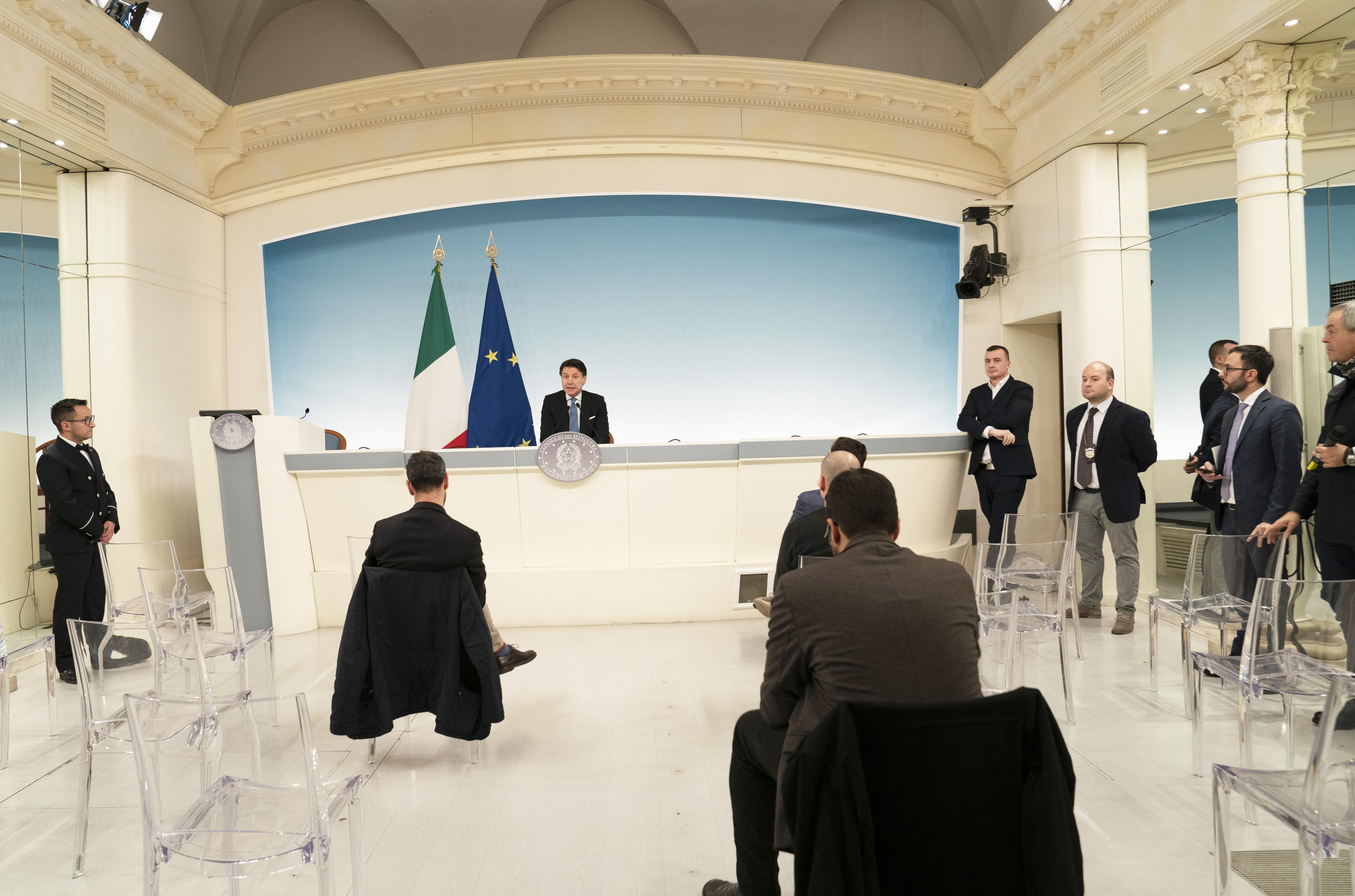 Foto Filippo Attili/Palazzo Chigi/LaPresse 09-03-2020 Roma, Italia PoliticaIl Presidente del Consiglio, Giuseppe Conte, ha rilasciato dichiarazioni alla stampa riguardanti le nuove misure per il contenimento e il contrasto al Coronavirus.DISTRIBUTION FREE OF CHARGE - NOT FOR SALE - Obbligatorio citare la fonte LaPresse/Palazzo Chigi/Filippo Attili