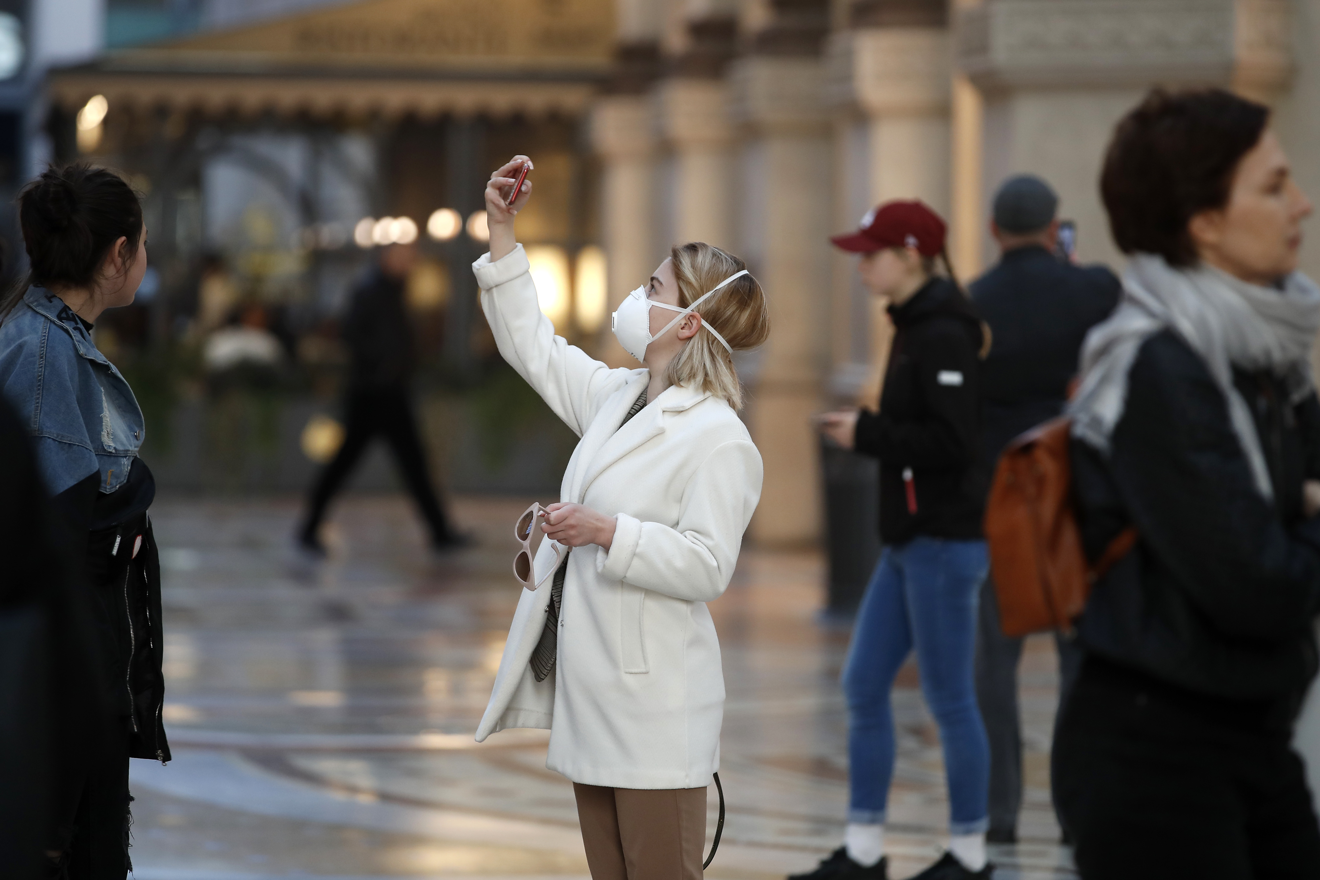 Coronavirus. ridotti gli eventi di partecipazione di massa sul territorio milanese (AP Photo/Antonio Calanni)