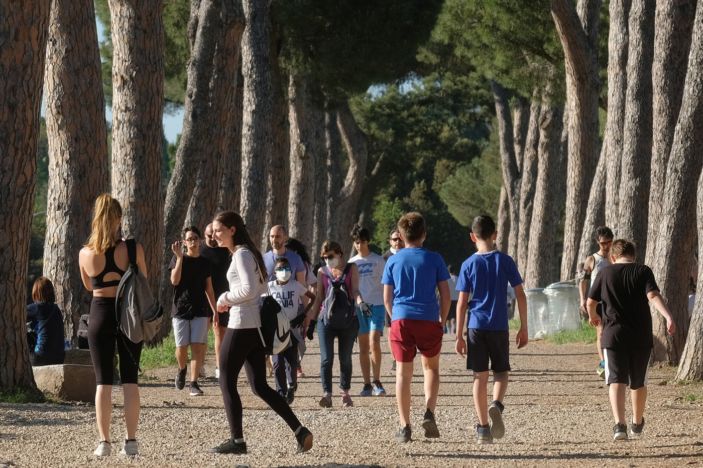 Foto Mauro Scrobogna /LaPresse
03-05-2020 Roma , Italia
Cronaca
Coronavirus, riapertura fase 2
Nella foto: Villa Doria Pamphili presa d’assalto

Photo Mauro Scrobogna /LaPresse
May 03, 2020  Rome, Italy
News
Coronavirus outbreak: Coronavirus, reopening fase 2
In the picture: Villa Doria Pamphili stormed