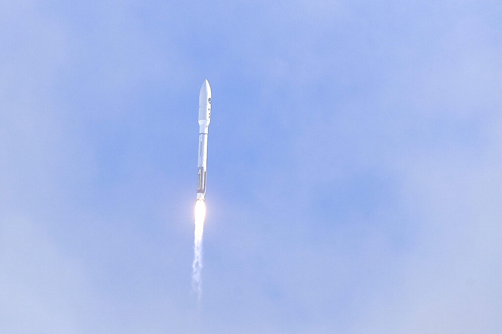 A United Launch Alliance Atlas V rocket lifts off from Launch Complex 41 at the Cape Canaveral Air Force Station, Sunday, May 17, 2020, in Cape Canaveral, Fla. The mission's primary payload is the X-37B spaceplane. (AP Photo/John Raoux)