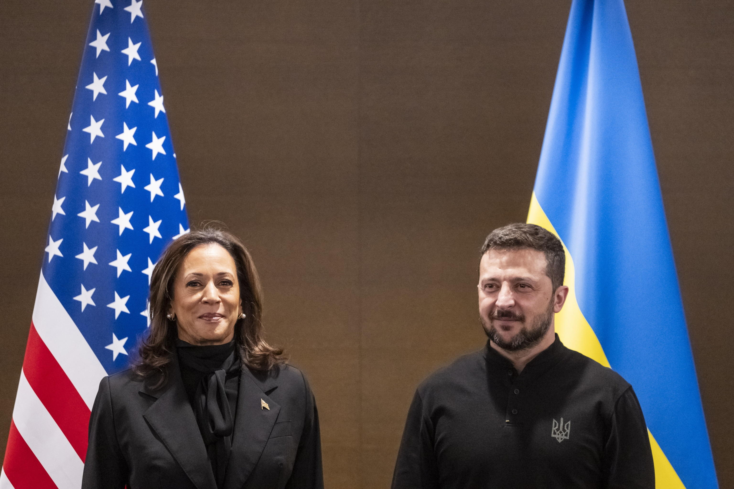 epa11412164 US Vice President Kamala Harris (L) poses for photographers with Ukraine's President Volodymyr Zelensky (R) ahead of a bilateral meeting during the Summit on Peace in Ukraine, in Stansstad near Lucerne, Switzerland, 15 June 2024. International heads of state gather on 15 and 16 June at the Buergenstock Resort in central Switzerland for the two-day Summit on Peace in Ukraine.  EPA/ALESSANDRO DELLA VALLE / POOL                     EDITORIAL USE ONLY  EDITORIAL USE ONLY