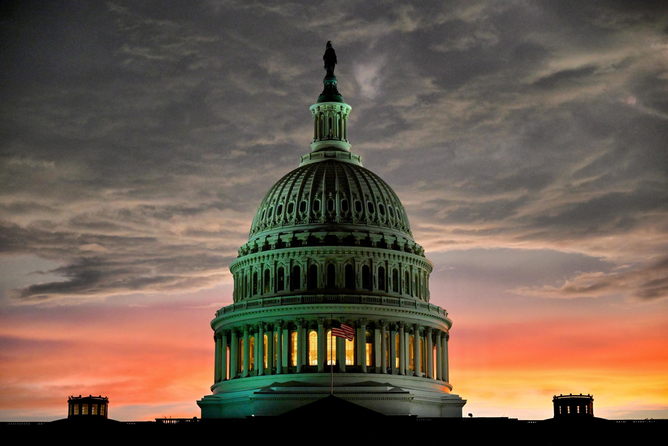 La cupola di Capitol Hill al tramonto, durante il vertice NATO a Washington D.C. 10 luglio 2024.
ANSA/ALESSANDRO DI MEO