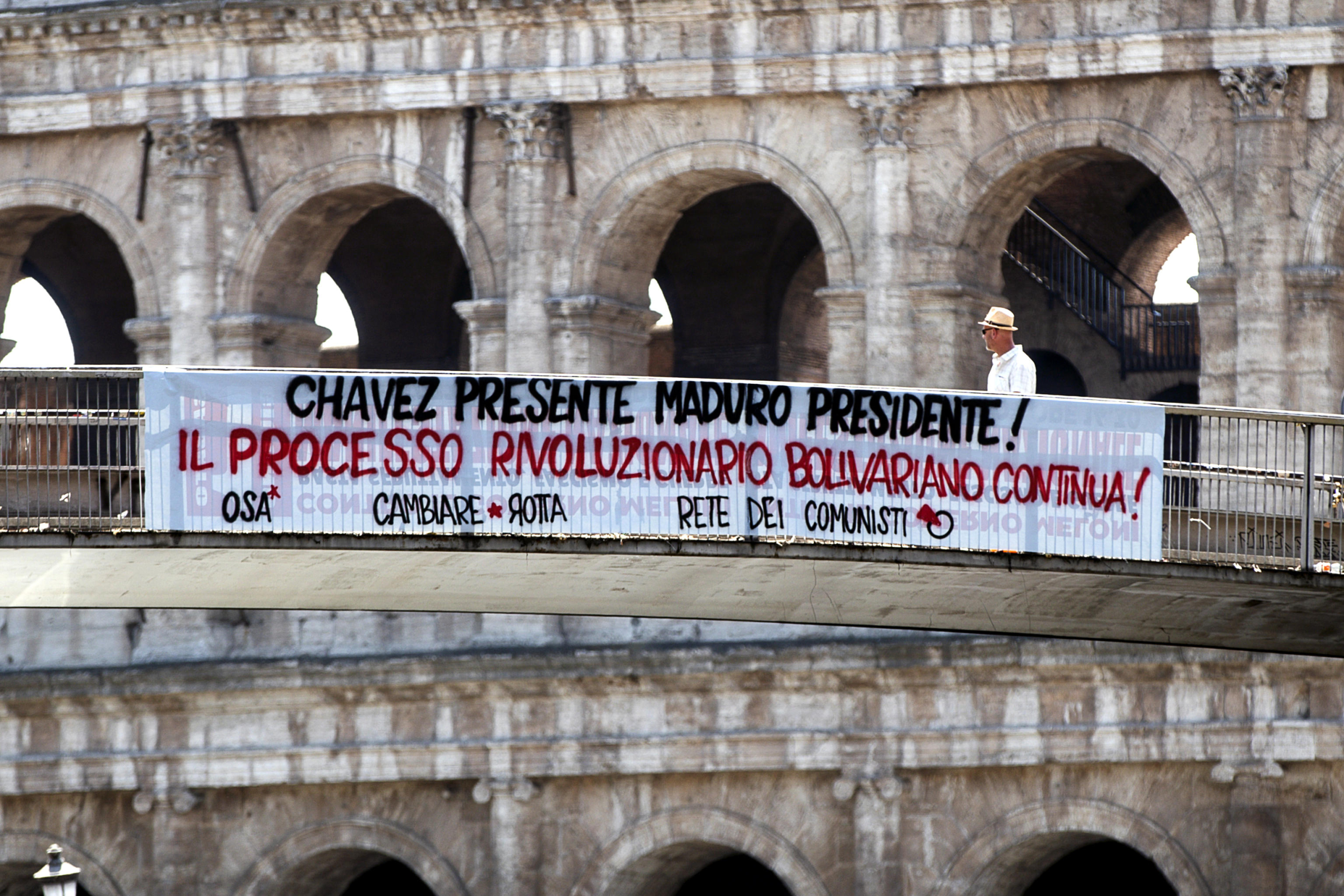 A banner displayed near the Colosseum for the re-election of Nicolas Maduro as President of Venezuela, in Rome, Italy, 29 July 2024. ANSA/ANGELO CARCONI