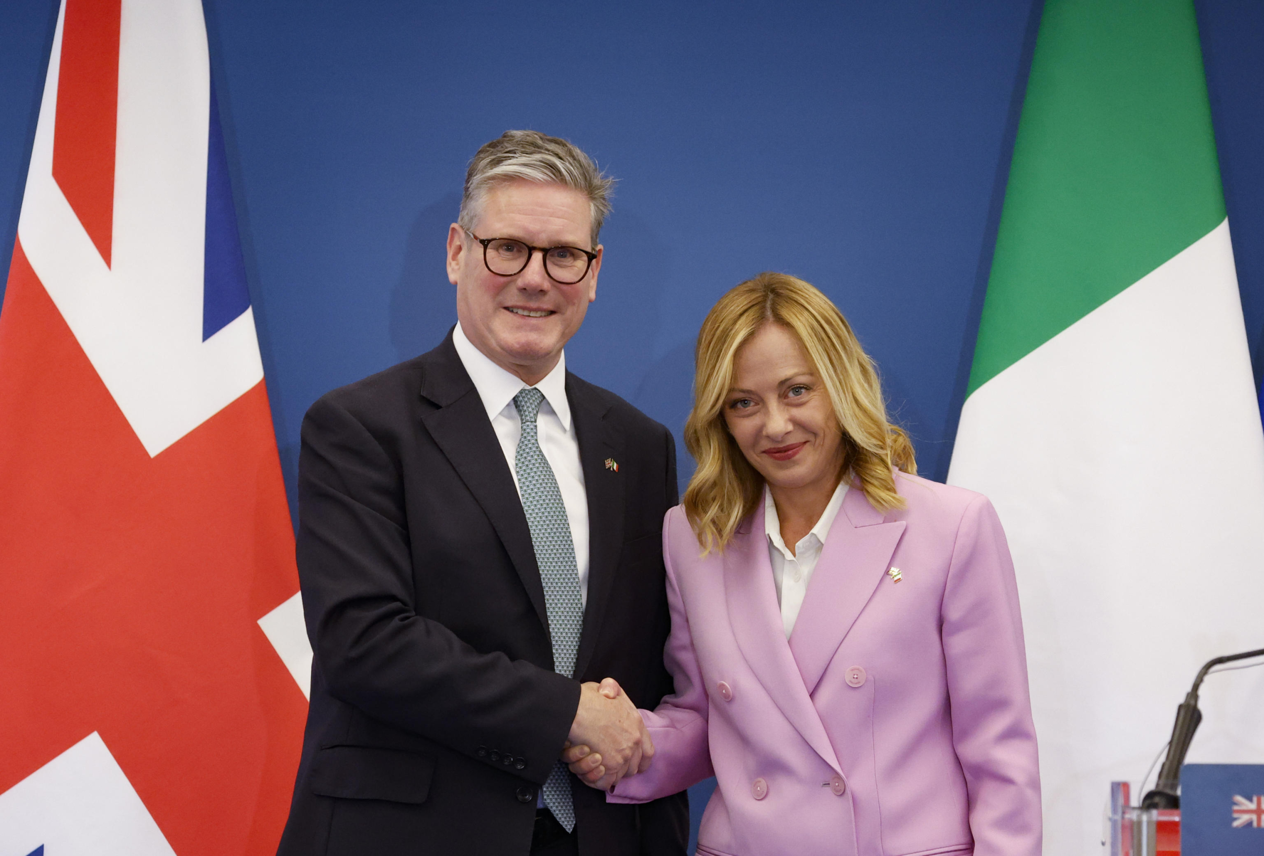 Italian Prime Minister Giorgia Meloni (R) and British Prime Minister Keir Starmer during a press conference at the end of their meeting at Villa Doria Pamphilj in Rome, Italy, 16 September 2024. The two leaders' talks are expected to focus on tackling irregular migration. ANSA/FABIO FRUSTACI