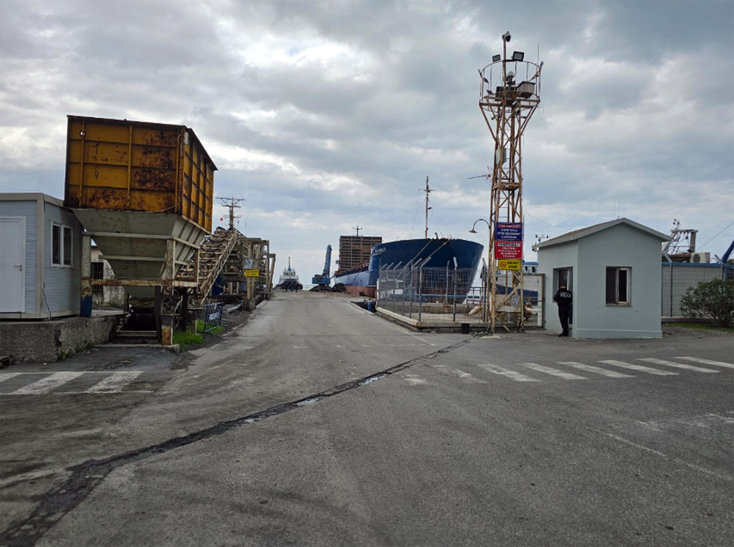 Il centro di prima accoglienza allestito  a Shengyin  in Albania, 11 ottobre 2024.
ANSA/Armand Mero