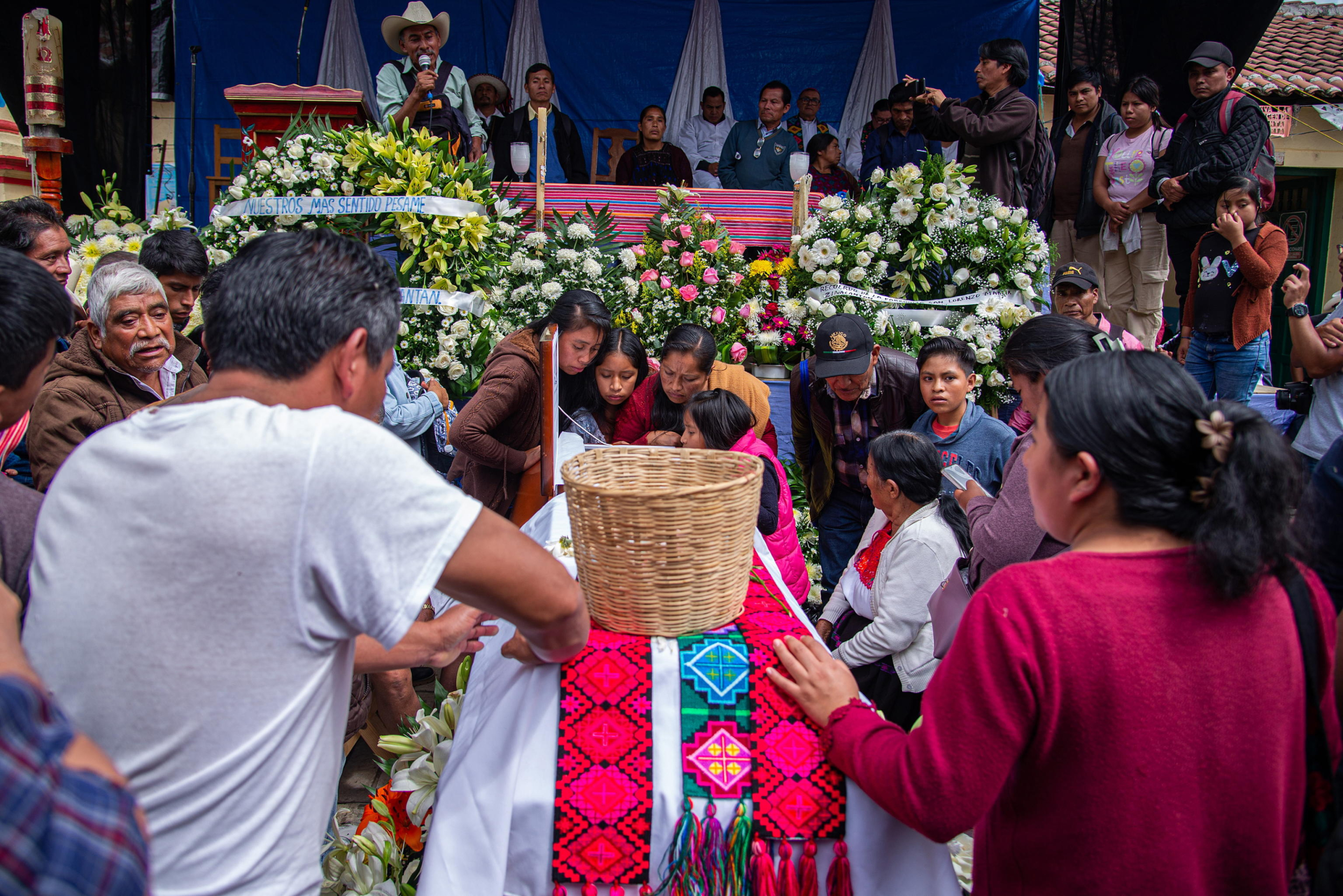 epa11673988 Hundreds of people participate in a mass for the murdered priest Marcelo Perez, in San Andres Larrainzar, Chiapas state, Mexico, 21 October 2024. Civil organizations, indigenous catechists and priests participated in the funeral mass for Father Marcelo Perez, who was shot by a gunman after leaving a church service. According to a statement by the Jesuits, Father Perez was a vocal opponent of organized criminal groups and supporter of indigeonous and worker's rights.  EPA/Carlos López