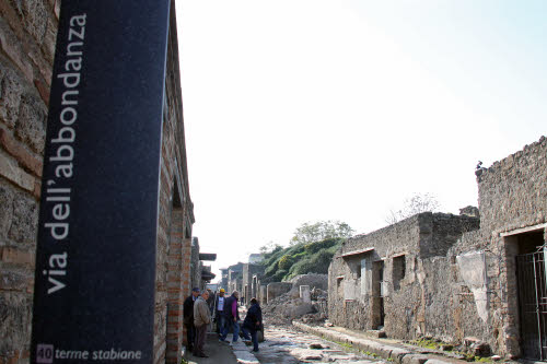 crollo casa dei gladiatori pompei