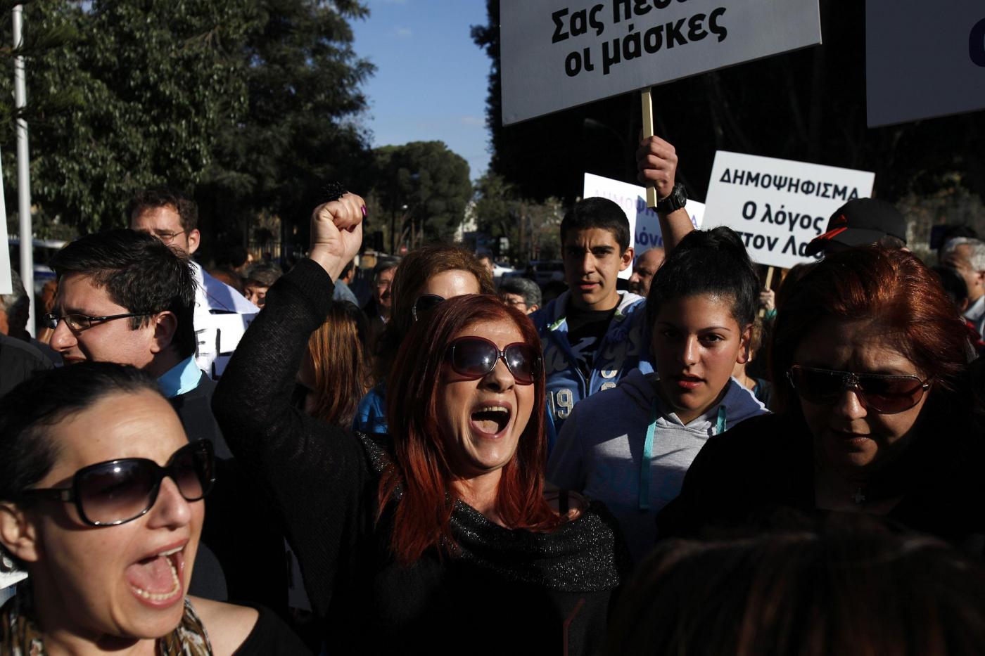 Proteste a Cipro contro la tassa sui depositi
