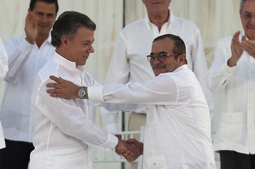 Juan Manuel Santos e il capo delle Farc