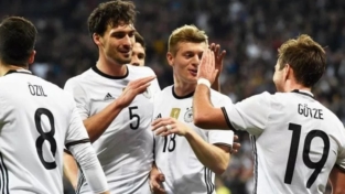 Germania in semifinale: Italia a casa a testa alta