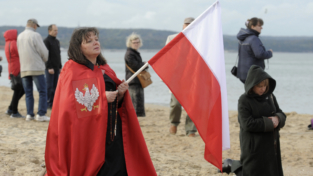 Polonia in preghiera alle frontiere
