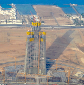 La Torre di Gedda in costruzione.