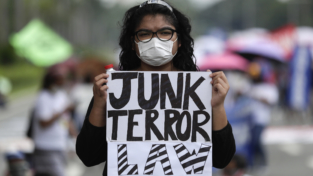 Filippine, scontro sulla legge antiterrorismo