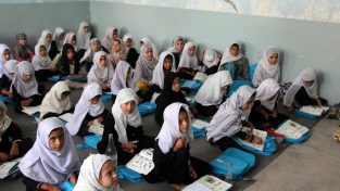 Afghanistan: scuola e istruzione femminile
