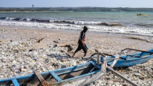 Studiare i movimenti delle microplastiche per affrontare l’inquinamento