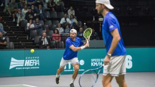 Il tennis azzurro non si ferma più: si va alle final eight di Coppa Davis