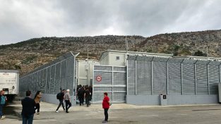 Migranti in Albania, il tribunale dice no. Torneranno in Italia