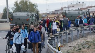 Dopo la tragedia, la solidarietà avvolge Valencia